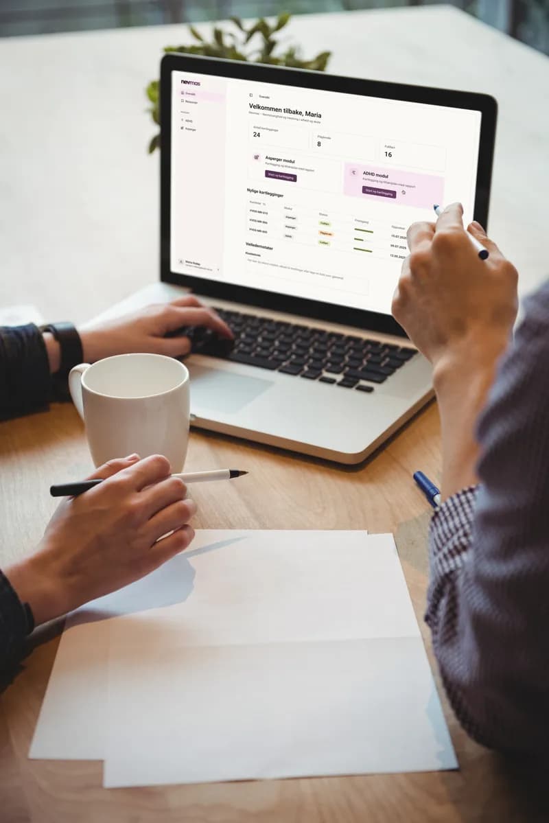 Arbeidsplass med laptop